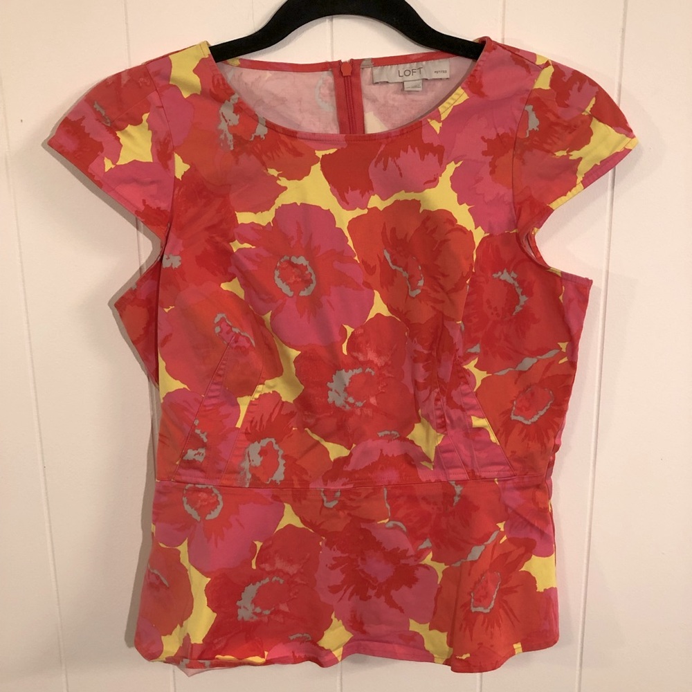 Loft Petite Floral Pink/Red/Yellow Tailored Zip up Cap Sleeve Blouse 4P